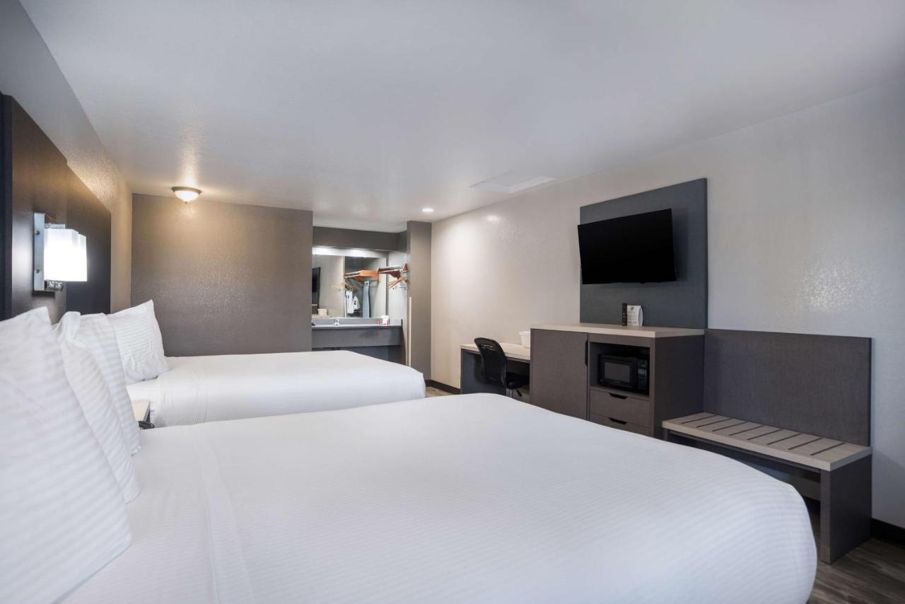 Surestay Hotel By Best Western Юкайа Экстерьер фото