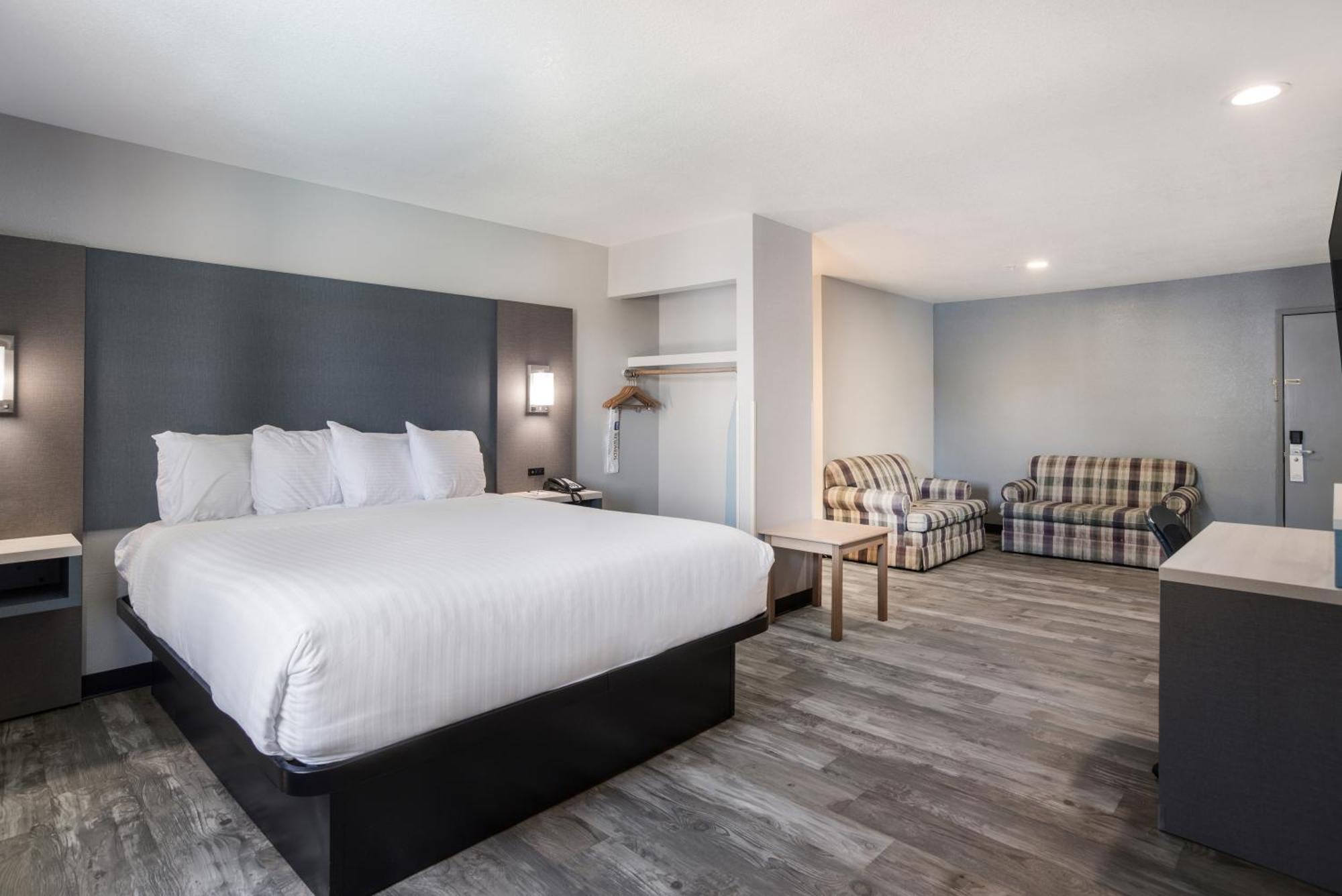 Surestay Hotel By Best Western Юкайа Экстерьер фото